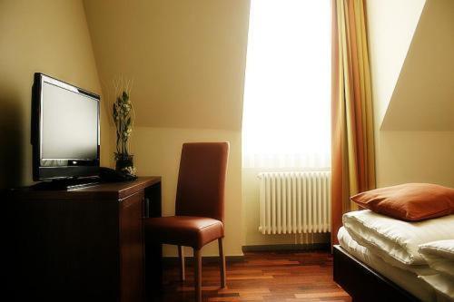 Hotel Am Kulturplatz Ращат Стая снимка